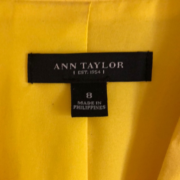 Blazer - Picture 2 of 5